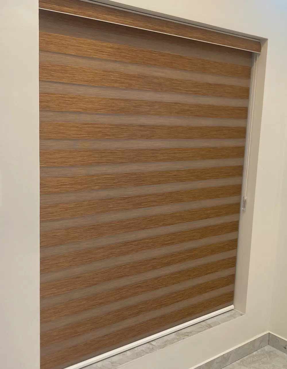 Zebra window blinds curtain for home and office window